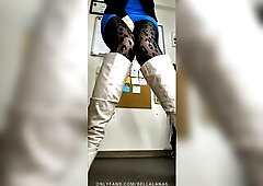 Teacher is squirting during exam all over her leather boots