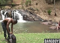 Athletic young bloke slobbers on hard dick before rawriding