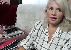 Golden-Haired woman, Rose is showing her cleavage during an interview, 'coz that babe is a schlong teaser