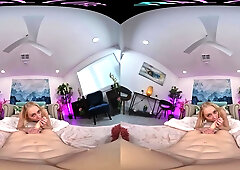 Braylin Bailey - VR Porn Video