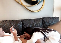 Sinubo ko si honey sa hotel !