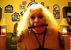 Kandy Demonstrating Her AMPLE Shugah Bootie