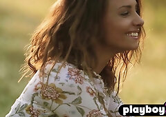 Perfect small boobs mom posing outdoor