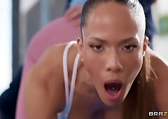 Cheater Has Time For A Quick Fuck - Diana Lawrence And Jordi Polla