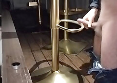 un baiat care sa masturbat un baiat care era la terasa fara sa al cunosca