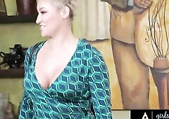 Masseuse Screws Her Sexy Teacher