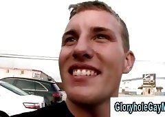 Amateur straight dude gets blowjob from gay guy in gloryhole