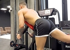 Jaw-dropping, muscle pump, exercise