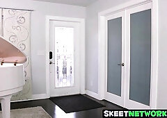 Hot teen with pokemon costume gets beaver smashed hard