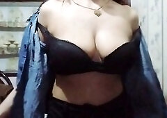 Pakistani beauty enjoys alone time craving for cock