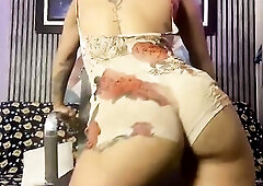 tatiana moon spins boldly in fleshly twerking
