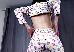 Hardcore anal threeway for sexy slender young brunette