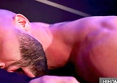 A gentlemen's club revisited in a gay form