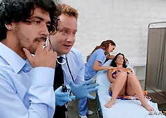 Van Wylde And Cherie Deville In Lasirena69 Fertility Clinic Dickdown