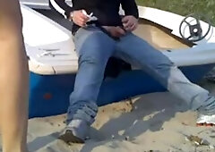 dopo 1 settimana di ciclo ero arrapata come una pazza e mi sono fatta scopare con three orgasmi al mare