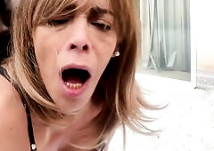 Vini se folla a la rica trans Vic en el rooftop