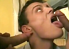 BeddableBoys.com - Young twink Derrick rimming