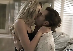 Daniel Shar convince Haley Reed to team up with him and share the spoils