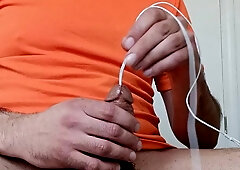 Sounding with Earbud strap