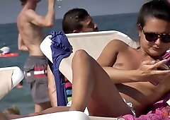 Boobs and sunbeds 05 - BeachJerk