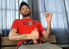 Milking my thick rod on my smoke break