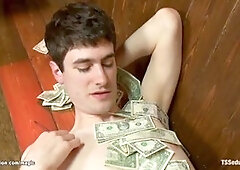 Curvy trans babe Morgan Bailey gets her ass drilled by the bartender