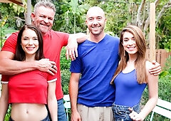 Raylin Ann and Joseline Kelly are getting pleasure on the sofa