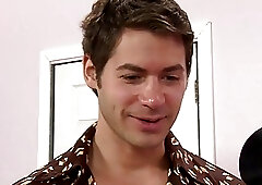 Buff and muscular dude gets his cock sucked by shemale