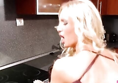 mother I'd like to fuck golden-haired drilling in her mouth and too her muff until this babe gets cum in her throat.