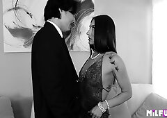 Femme Fatale Seduces Private Investigator