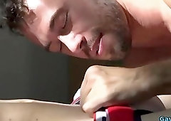 Muscle gay flip flop with creampie