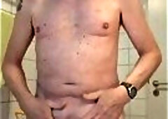 EXHIBITIONIST BATHROOM DILDO BONDAGE JERKING SEXSHOW CUMSHOT