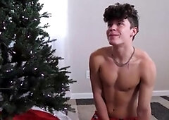 GayRoom - Adrian Duval finds pleasure in hard nailining