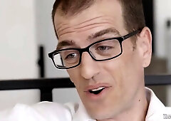 Sexy And Innocent Loves To Fuck Guys Mounh And Ass - Chanel Santini