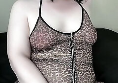 Chubby white Tgirl cumshot