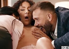 Therapist is a couples marriage solution