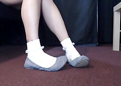 Ruffled socks gray balletflats shoeplay