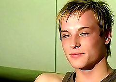 Blond UK amateur masturbates and cums