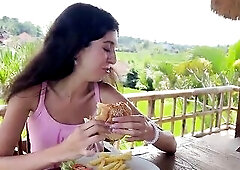 Gal Asks Waiter to Cover Her Face with Cum in Public Cafe to Eat Burger