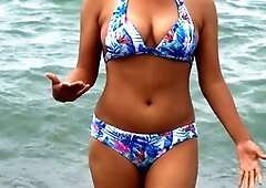 Indian cutie Indiannatalia peels off after a swim and pleasures herself slowly