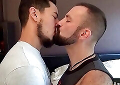 Hunk tongues raw asshole