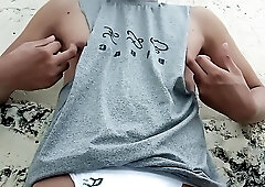 Pinoy Fellow Slinks out while his Pals are in the Pool Field - jakol habang nasa bakasyon