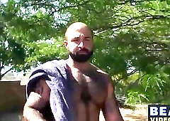 Voluptuous bear pumps raw cock deep and hard into asshole