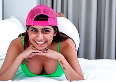 Mia Khalifa and Her 34DDDs