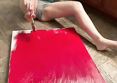 Some hawt slim artist making a large art work.