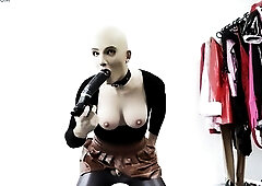 Smth recent, just for u. I left the wig behind, kept the mask on, and let my nasty side take over. See me play, suck, and finish with an explosive end