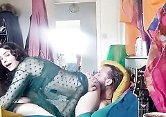 Little Sissy in green 69, eaten and fingered by mature dad