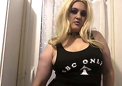 Curvy MILF Amy Leaf teaches her first lesson with a big black cock