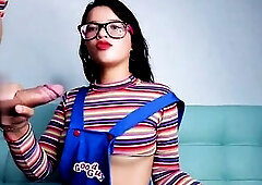 OMG! This angel with glasses is doing awesome deepthroat.