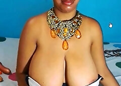 Big-Busted Latina BBW Webcam Model